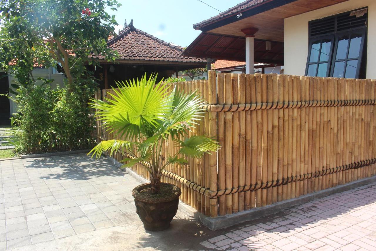 Jukung Kuta Villa *